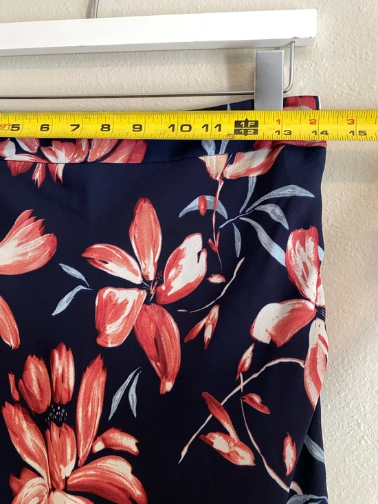 Hutch NWT Floral Midi Skirt Navy Pink Size 6 Anthropologie Style Satin Feel - Picture 3 of 10